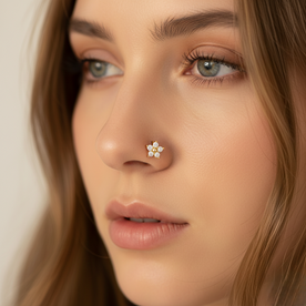 Komal Pushp Nose Pin