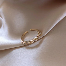 Sutra Curve Ring