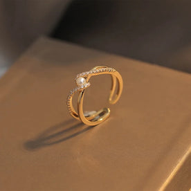 Sutraa Pearl Curve Ring